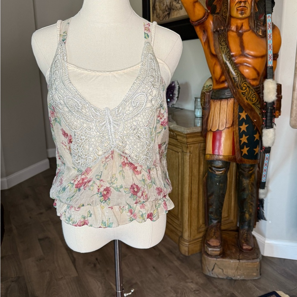 Mine Ivory Floral top with braided strap and lace accents. Size medium
